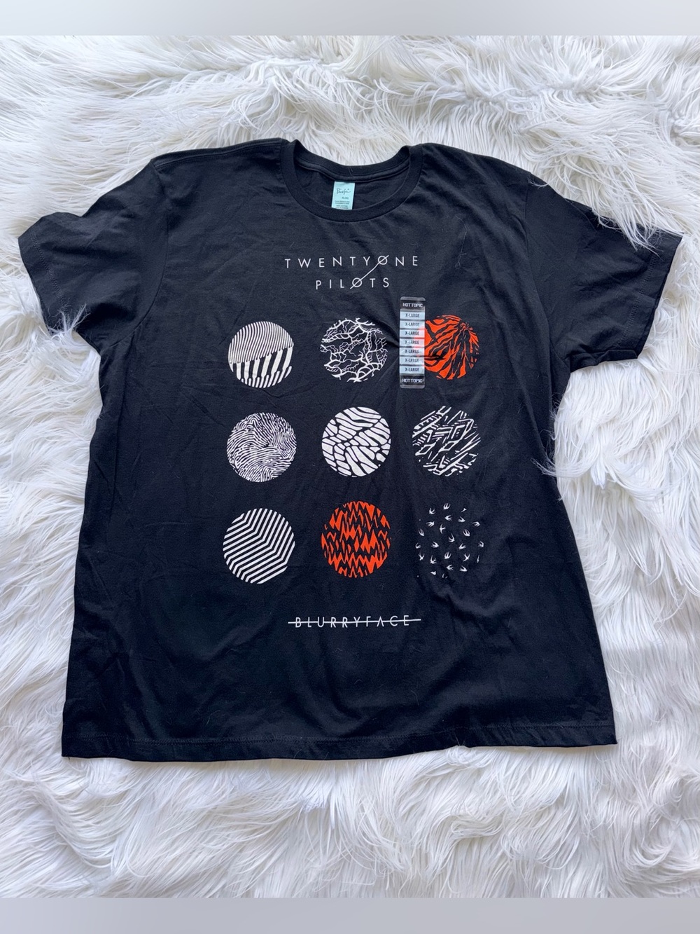 NWOT Twenty One Pilots Blurryface Album Graphic Tshirt